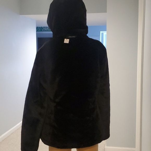 Andrew Marc reversible puffer - Picture 8 of 12